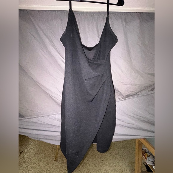 Black Asymmetrical Ruched Bodycon Dress - Picture 4 of 7